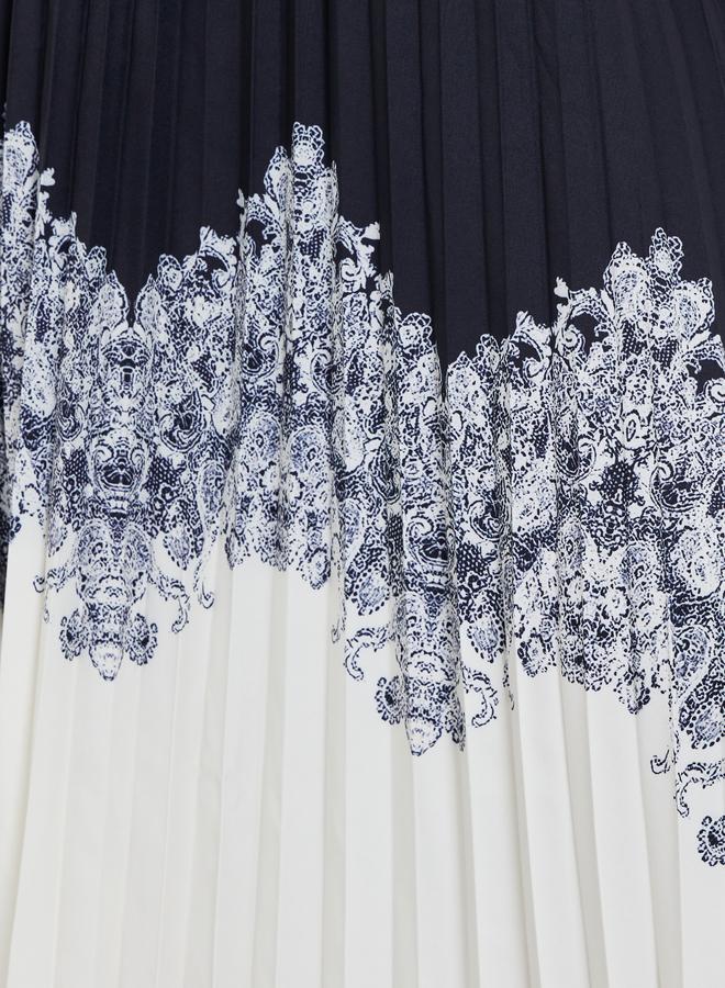 Styli Color Block Pleated A-Line Maxi Skirt - Image 3