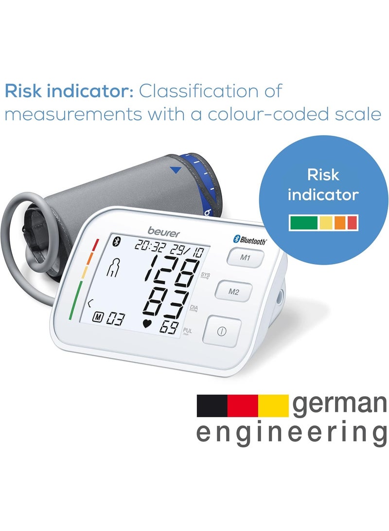 بيورير جهاز قياس ضغط الدم الأصلي من بيورير BM57 – لقياس ضغط الذراع العلوي – مع سوار كبير حتى 43 سم واتصال بتطبيق ذكي للكشف عن اضطرابات القلب - Image 3