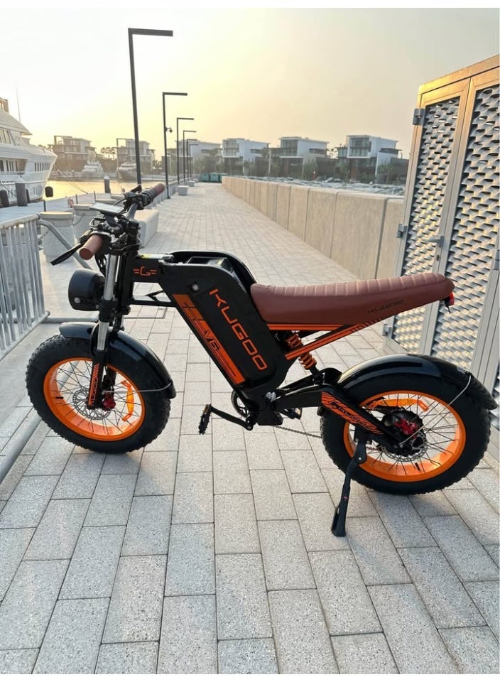 كي يو جي أو أو KUGOO V6 Electric Motorcycle is a Great Choice for City and off-Road Riding - Battery 48V 28.6Ah - Speed upto 45km/h - Range upto 65kmKUGOO V6 Electric Motorcycle is a Great Choice for City and off-Road Riding - Battery 48V 28.6Ah - Speed upto 45km/h - Range upto 65km - Image 3