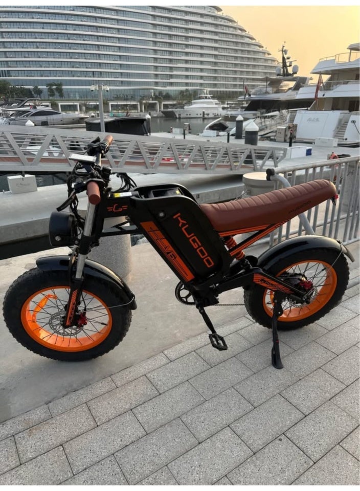 كي يو جي أو أو KUGOO V6 Electric Motorcycle is a Great Choice for City and off-Road Riding - Battery 48V 28.6Ah - Speed upto 45km/h - Range upto 65kmKUGOO V6 Electric Motorcycle is a Great Choice for City and off-Road Riding - Battery 48V 28.6Ah - Speed upto 45km/h - Range upto 65km - Image 2