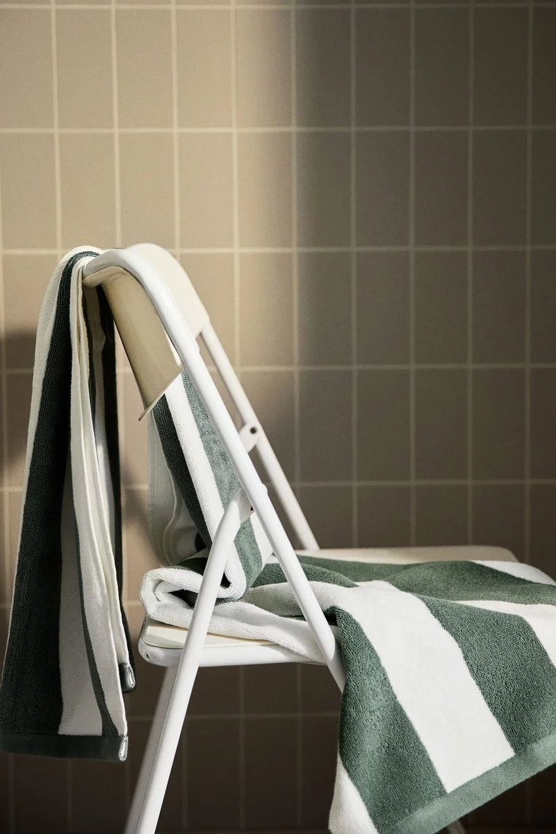 H&M Bath towel