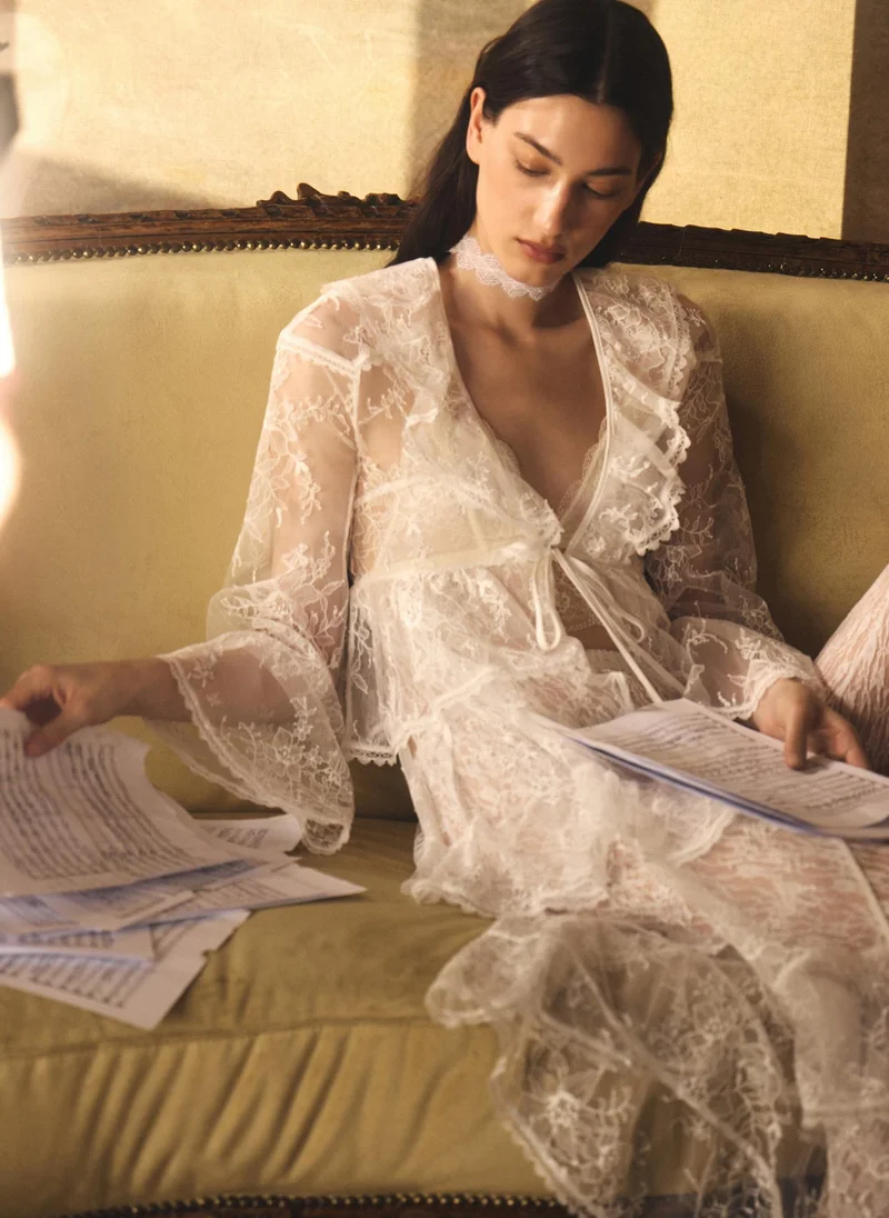 Lichi  Floor-length lace cape with flounces for Women | Best Price UAE