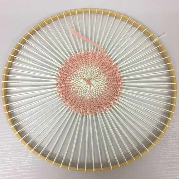 HANDMADE WEAVING MACHINE MULTIFUNCTIONAL ROUND WOODEN MACHINE TOOLS KNITTING LOOM DIY HANDMADE HOUSEHOLD WEAVING MACHINE GREAT FOR KNITTING COASTER AND VINTAGE STYLE NETWORK ETCAS SHOWN