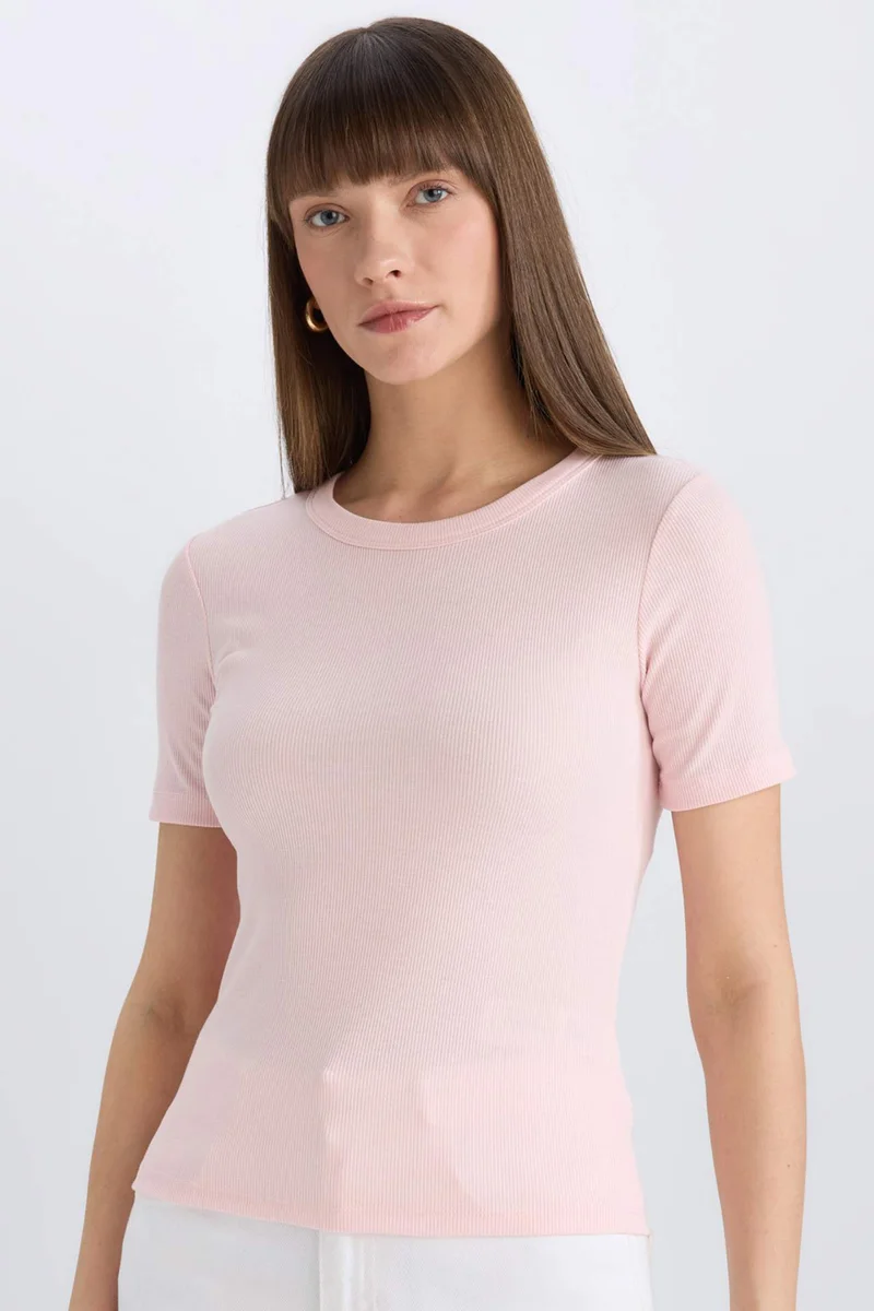 ديفاكتو Slim Fit Crew Neck Ribbed Camisole Casual T-Shirt
