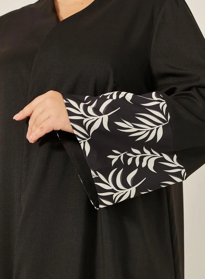 Styli Plus Size A-Line Front Open Abaya with Printed Tonal Detail