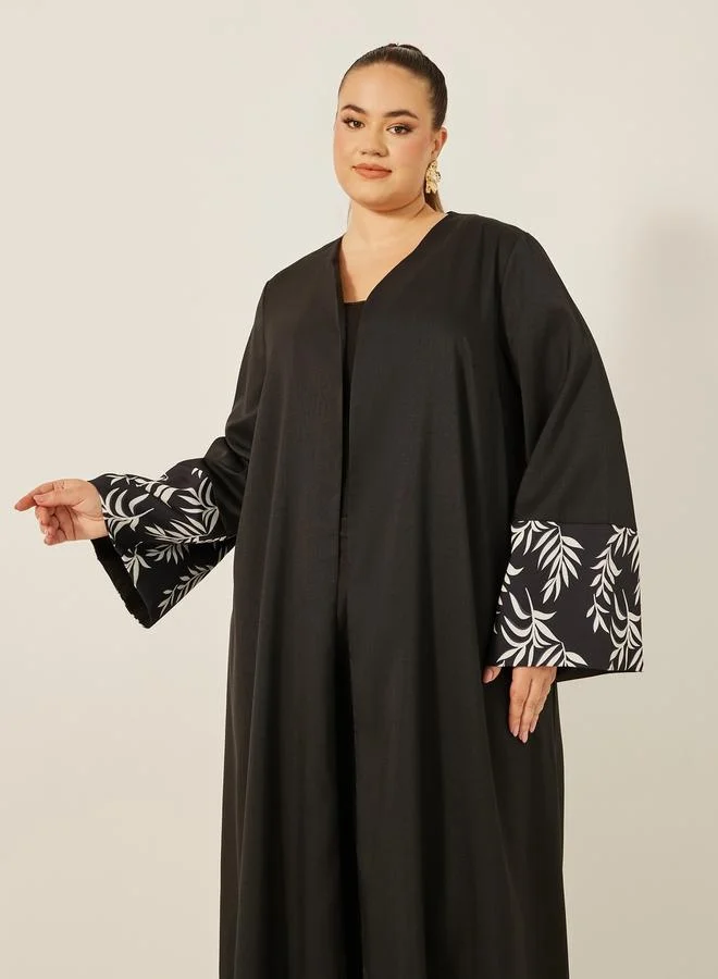Styli Plus Size A-Line Front Open Abaya with Printed Tonal Detail