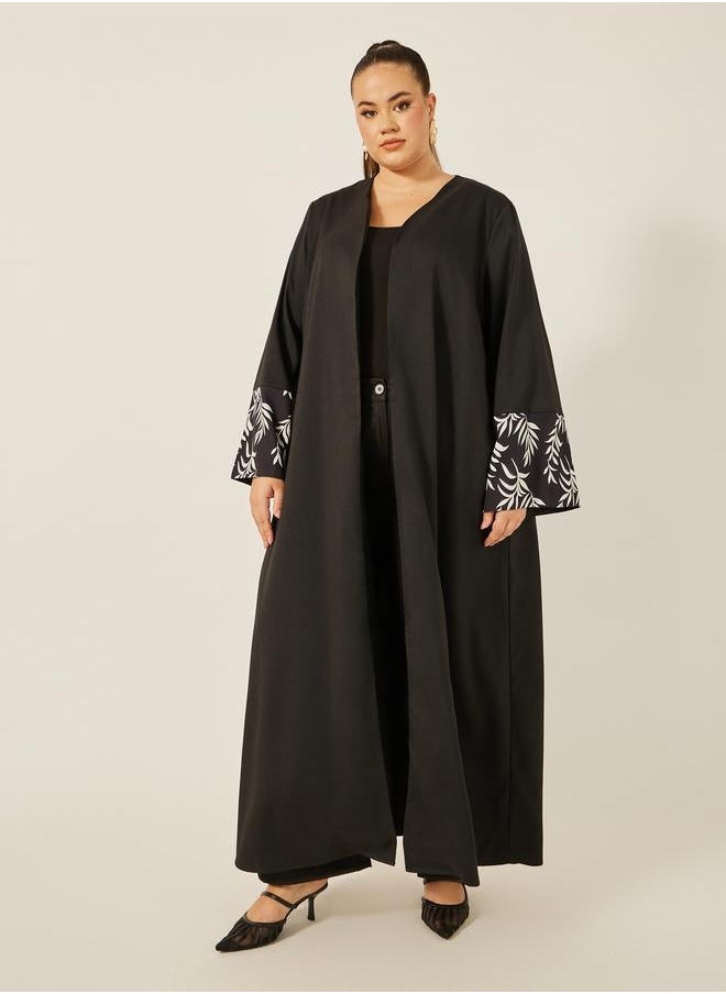 Styli Plus Size A-Line Front Open Abaya with Printed Tonal Detail  - Image 2