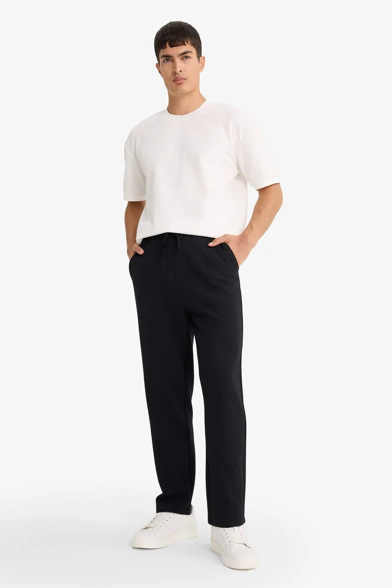 ديفاكتو Regular Fit Tie Waist Straight Leg Waffle Sweatpants