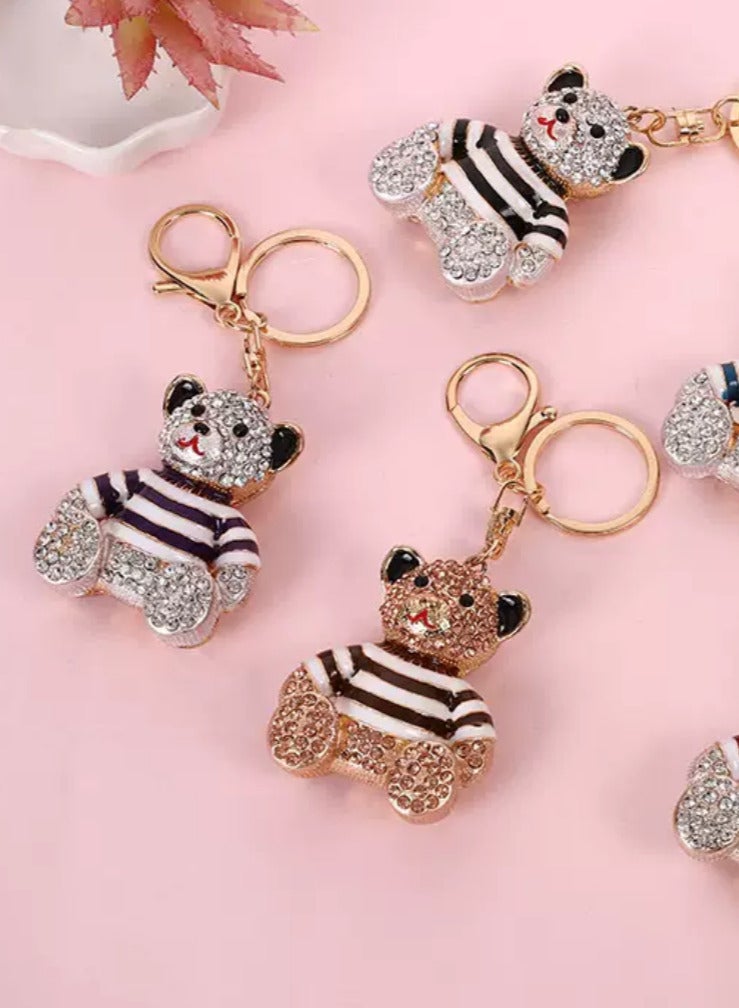 مفاتيح دب وردي مرصع بالكريستال - Image 2