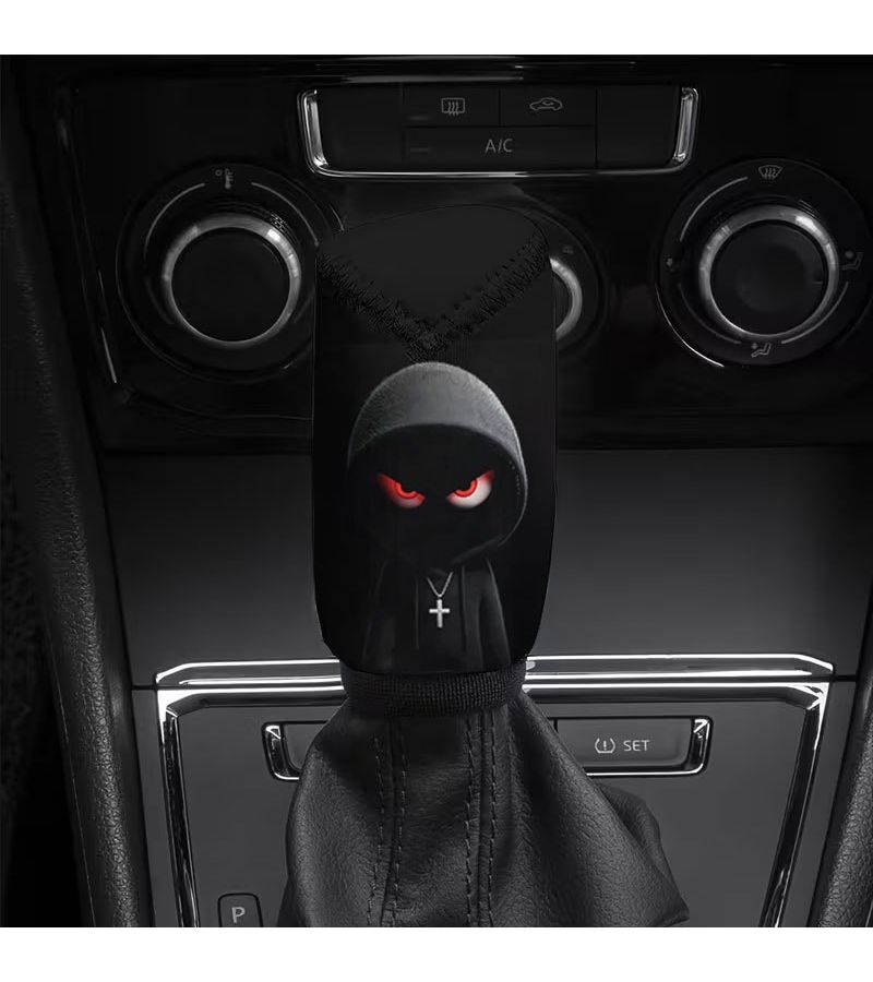 قطعة واحدة من غطاء ناقل الحركة للسيارة بطابع شخصية مقنعة ذات عيون حمراء ونمط داكن، تصميم أنيق لحماية ناقل الحركة، مناسب لجميع الفصول، تصميم مرن سهل التركيب والتنظيف، مناسب للتنقل اليومي والنزهات في عطلة نهاية الأسبوع والقيادة الحضرية داخل المركبة. - Image 1