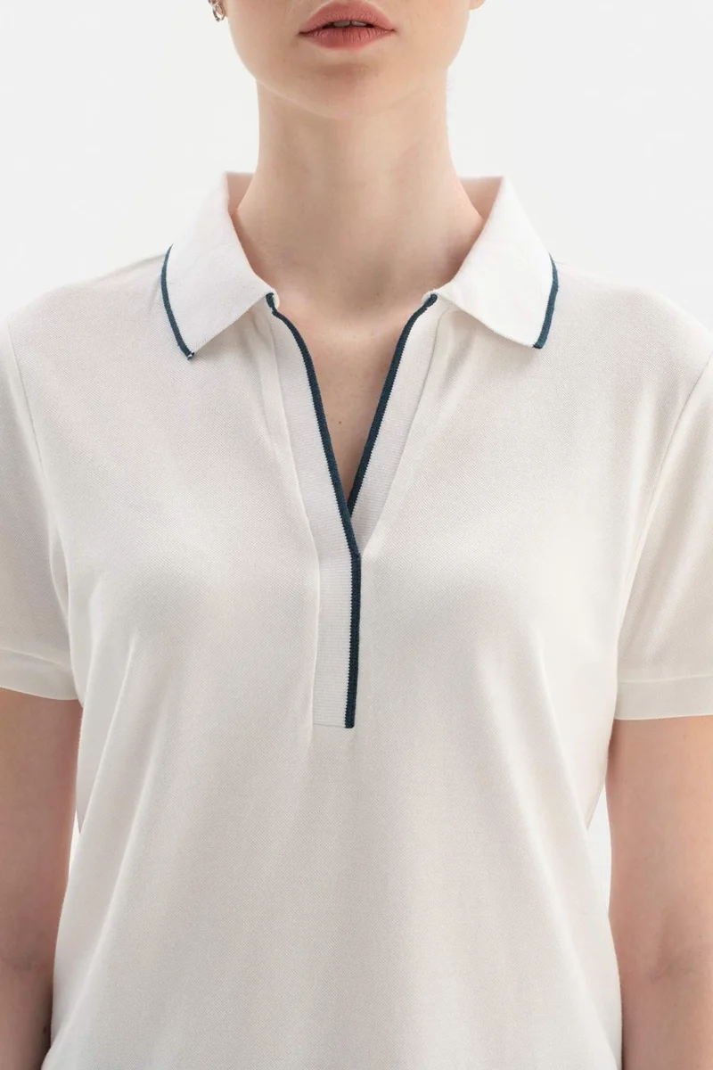 dagi White Women's Pique Collar T-Shirt