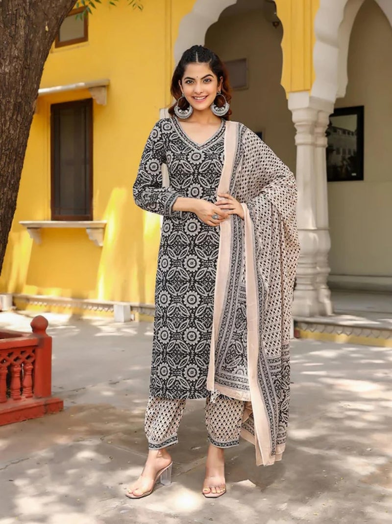 Tee Projekt Women's Cotton Blend V Neck Kurta Pant with Dupatta Set ll Casual Wear Women Grey - Image 3