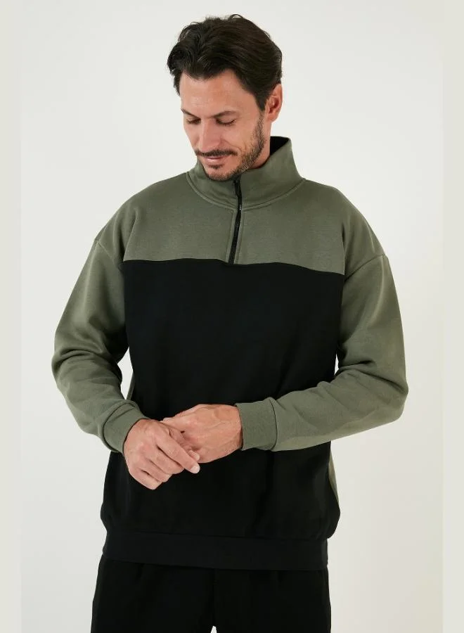 بوراتي بلوفر شتوي مبطن بالصوف بقصة عادية وياقة واقفة بسحاب للرجال من بوراتي