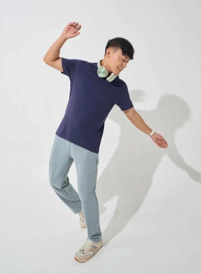 Cult Men Navy Blue Solid Knit T-Shirt