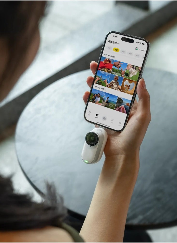 Insta360 GO 3S Quick Reader - White  - Image 5
