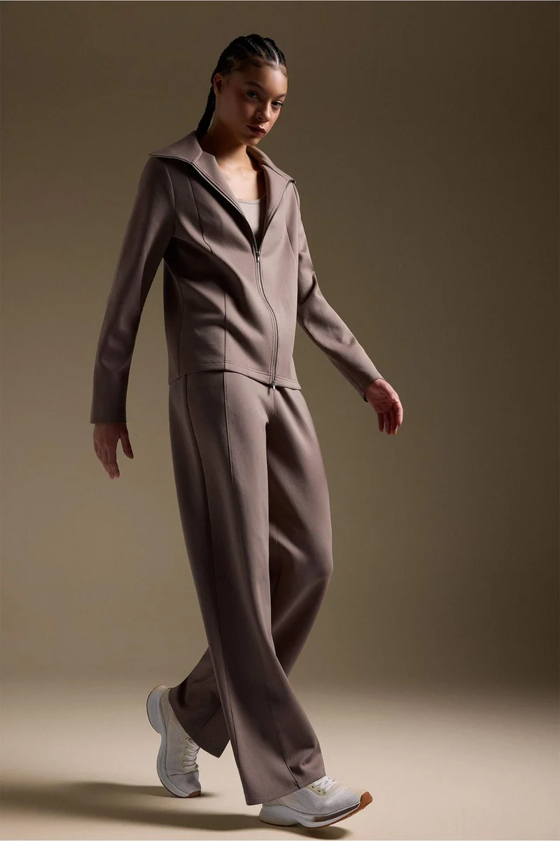 ديفاكتو Standard Fit High Neck Scuba Fabric Cardigan