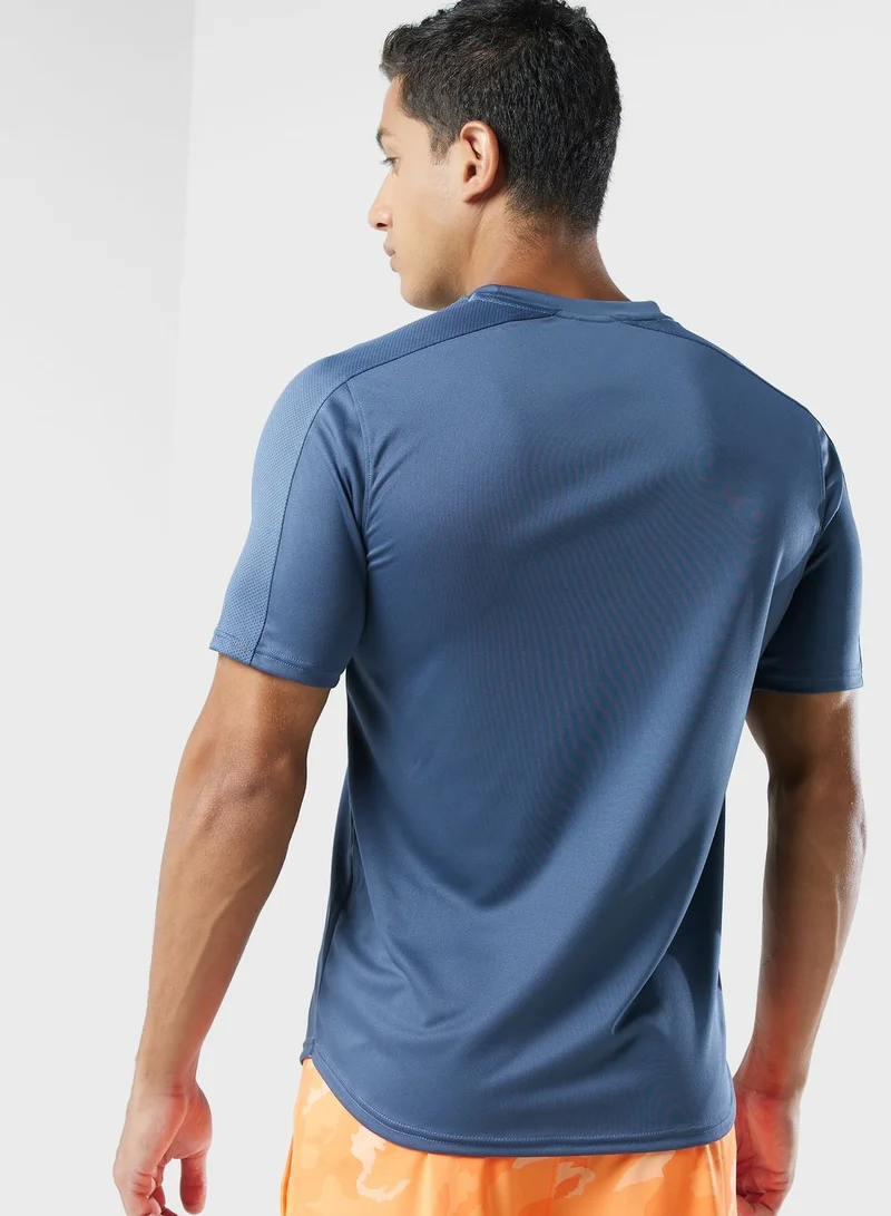 UNDER ARMOUR Challenger T-Shirt