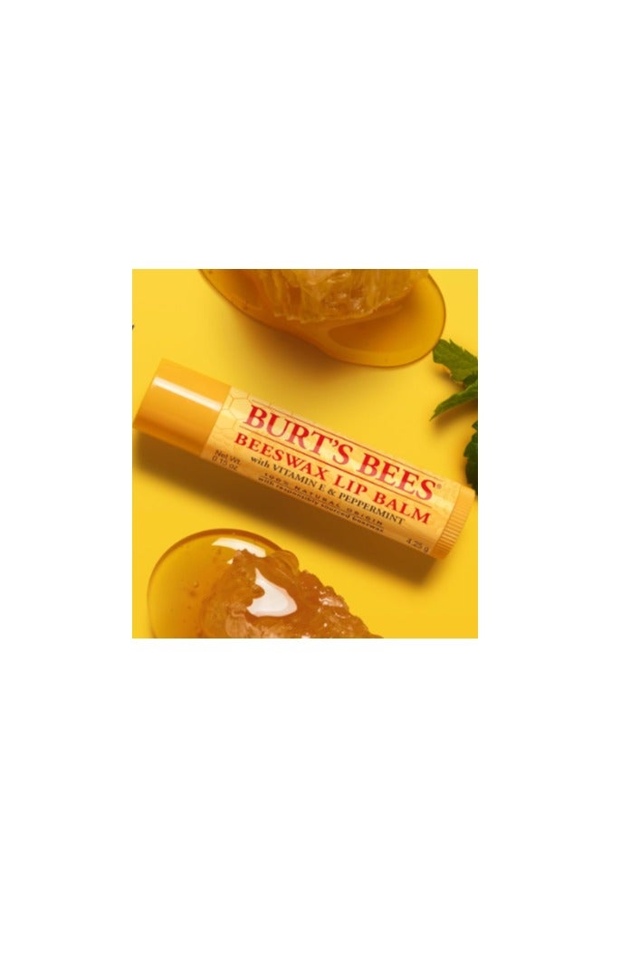 مجموعة هدايا Burt's Bees Beeswax Bounty المتنوعة – 4 قطع – بلسم شفاه طبيعي ومجموعة العناية بالبشرة - Image 2