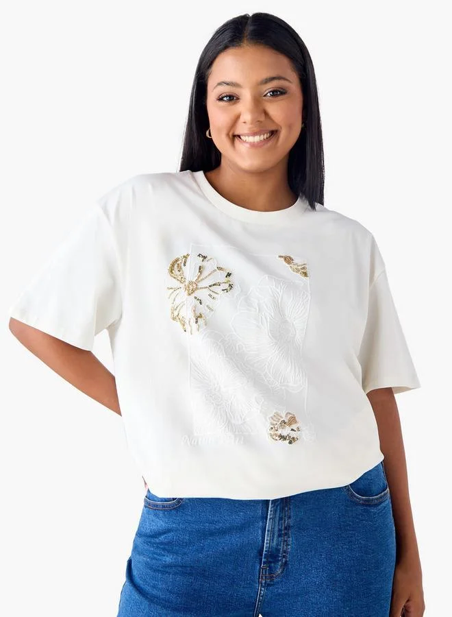  أولا بوبكن Plus Size Ulla Popken Floral Embellished T-shirt with Crew Neck