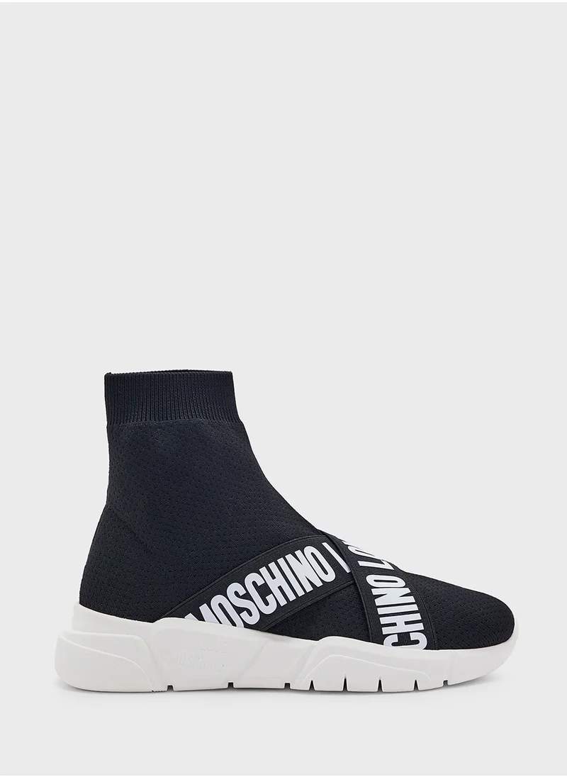 لوف موسكينو Ankle High Top Sneakers