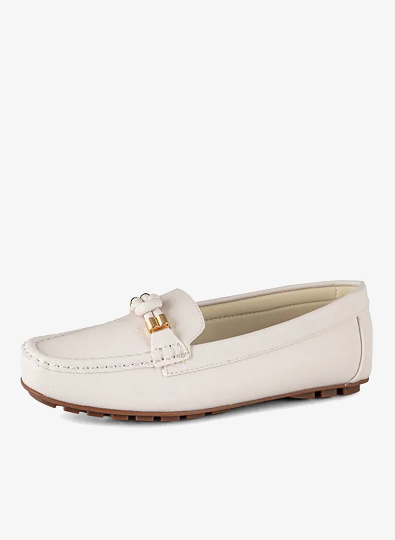 فينتشي مضخات مسطحة بأصابع القدم المدببة للنساء