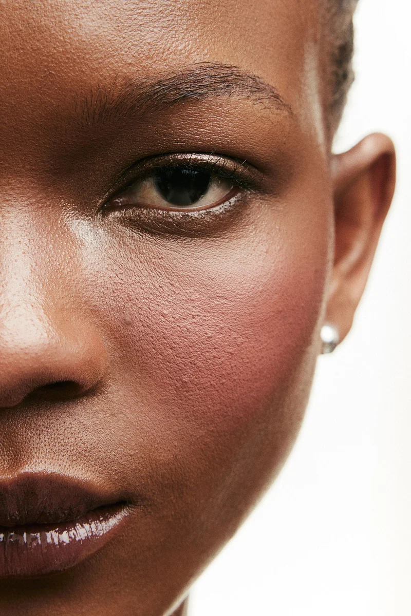 H&M Pressed powder blusher