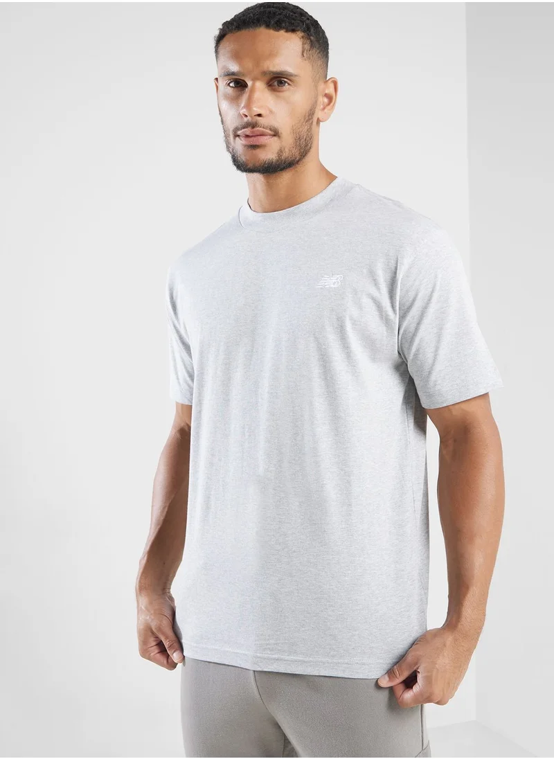 نيو بالانس Essentials Logo T-Shirt