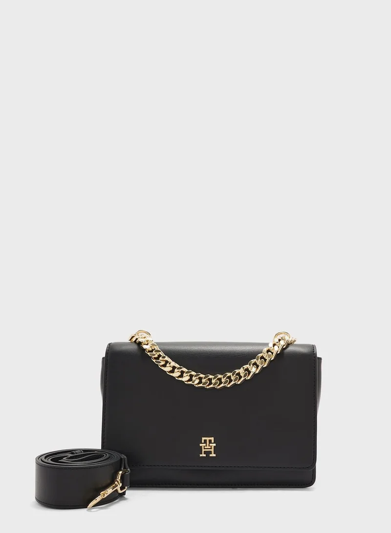 TOMMY HILFIGER Refined  Medium Chain Crossbody Bag