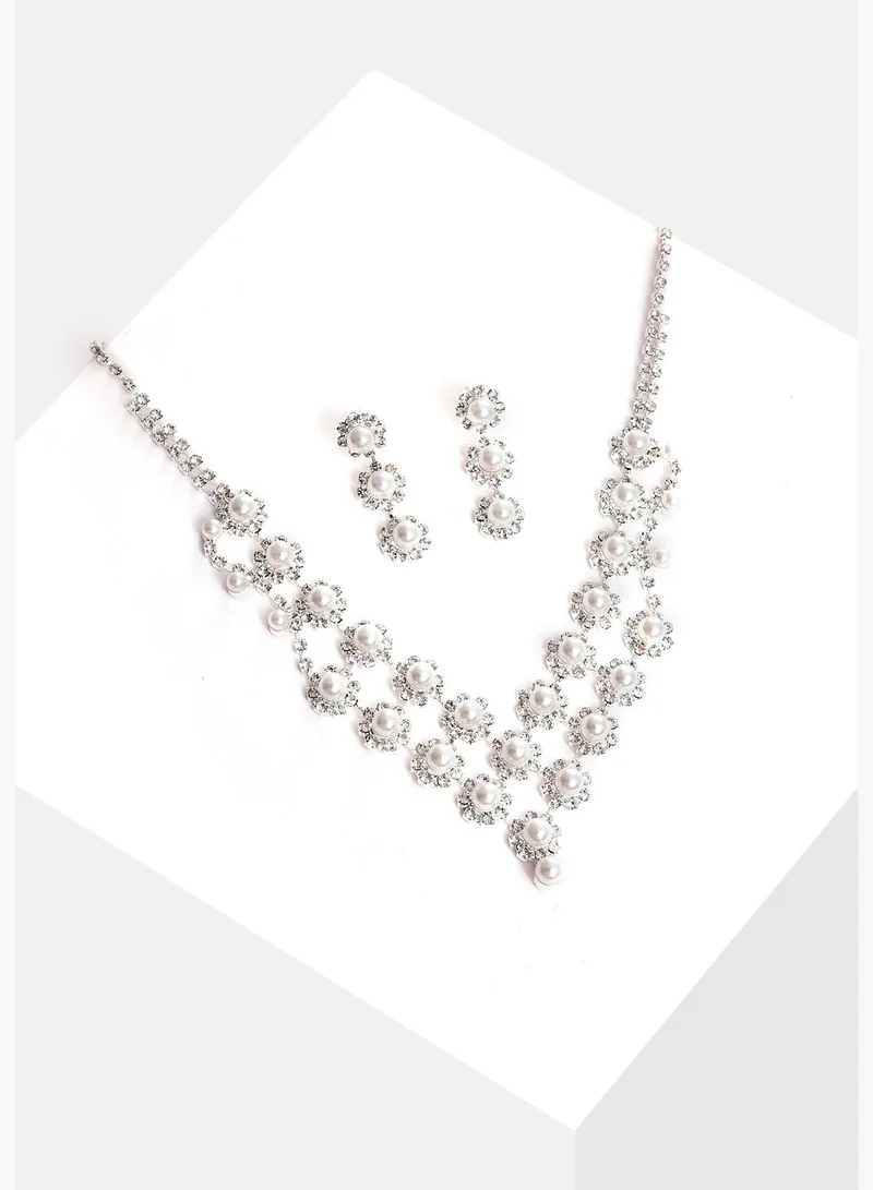 SOHI Silver Plated Designer Stone Necklace and Earring Set