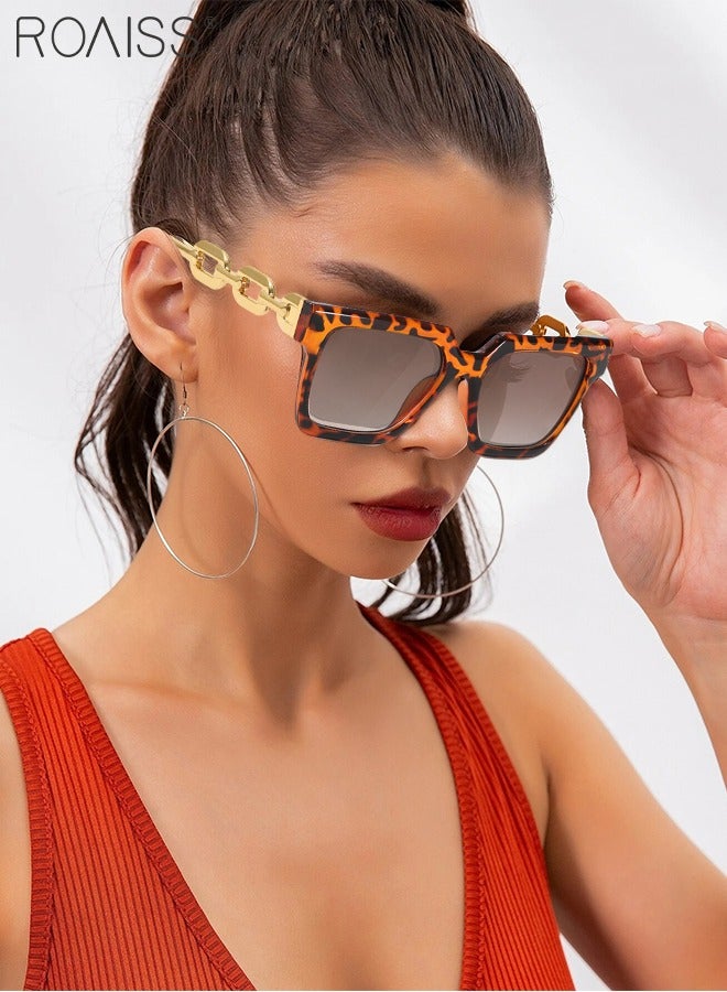 رويس نظارات شمسية مربعة للنساء، نظارات شمسية للحماية من الأشعة فوق البنفسجية 400 مع أذرع سلسلة ذهبية أنيقة، نظارات شمسية عصرية مضادة للتوهج للسيدات مع حافظة للنظارات، 54 مم - Image 3