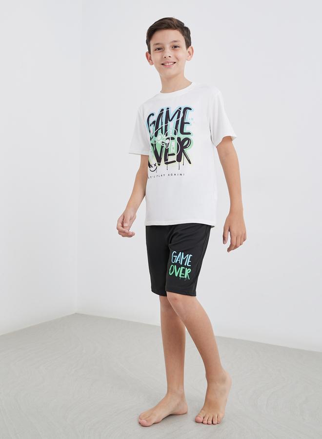 ستايلي طقم تي شيرت وشورت بطبعة شعار ستايلي - Image 1