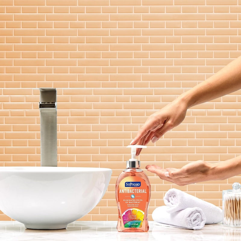 Softsoap Antibacterial Liquid Hand Soap Pump, Crisp Clean - 11.25 fluid ounce - Image 4