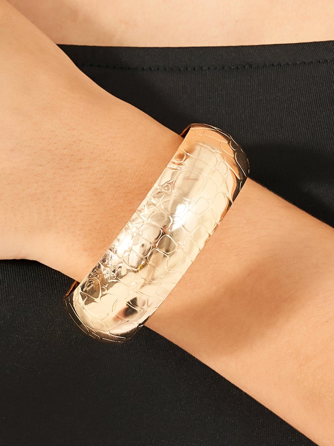Styli Styli Metallic Chunky Bangle  - Image 1