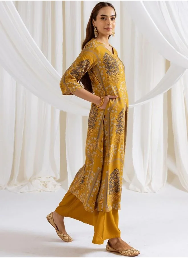 آي شين Palazzo Women Mustard Rayon Kurta Set with Embroidered pattern Tunic and Palazzo features a Round neckline and Three-Fourth Sleeve secured with Elastic closure and styled in Straight Fit ideal for Festive moments — a must-have for your statement wardrobe.