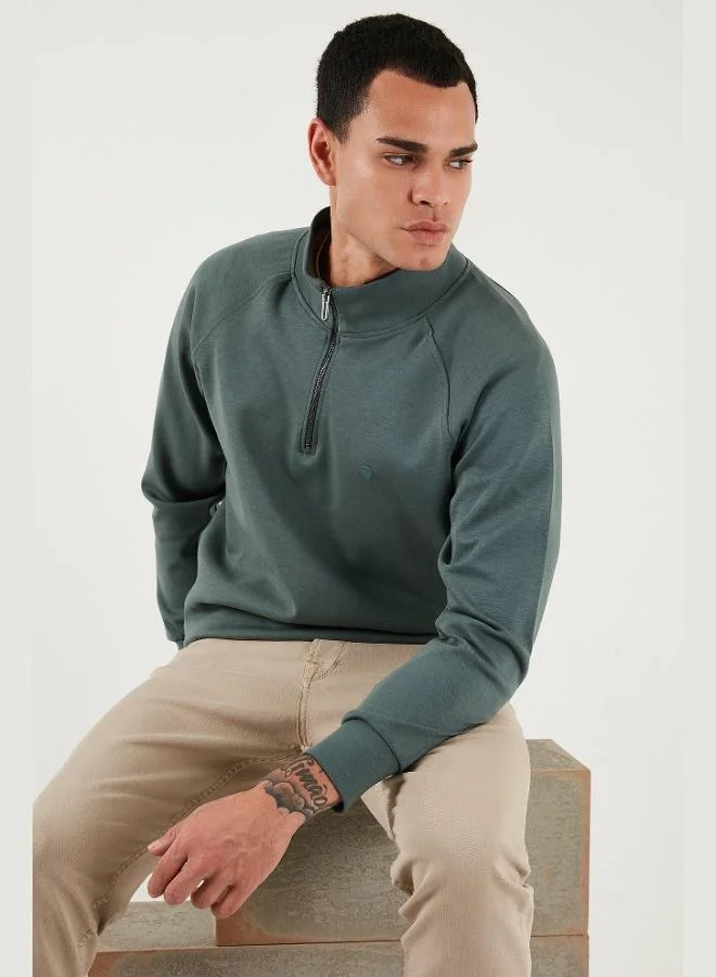 بوراتي بلوزة قطنية رجالية بياقة واقفة وسحاب نصفي بقصة مريحة من بوراتي