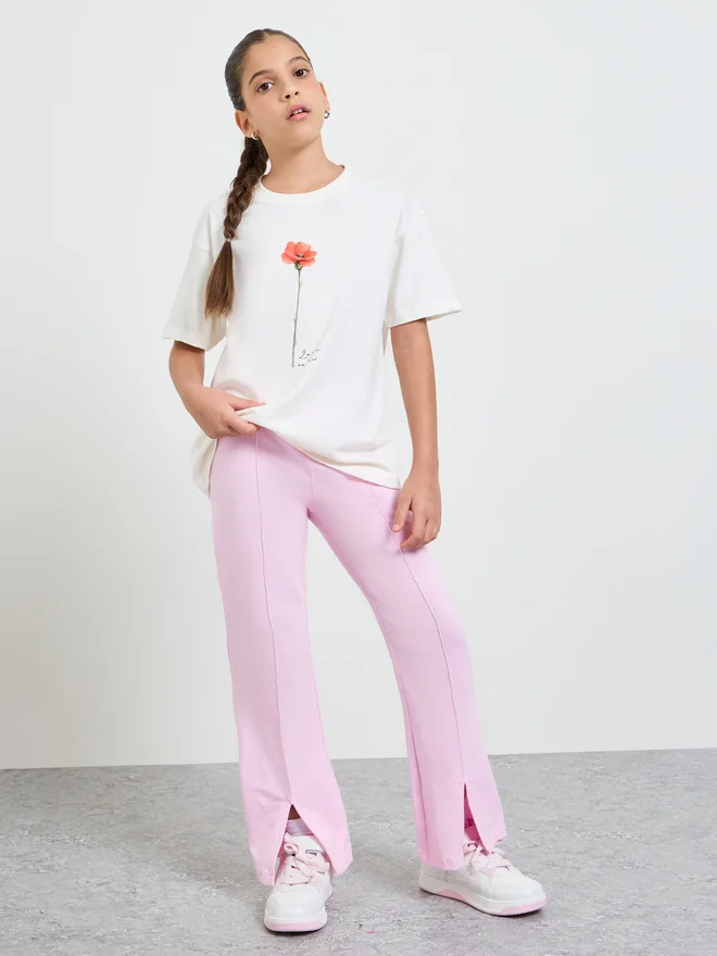 Styli Styli Teen Girls Oversized T-Shirt and Flared Leggings Set