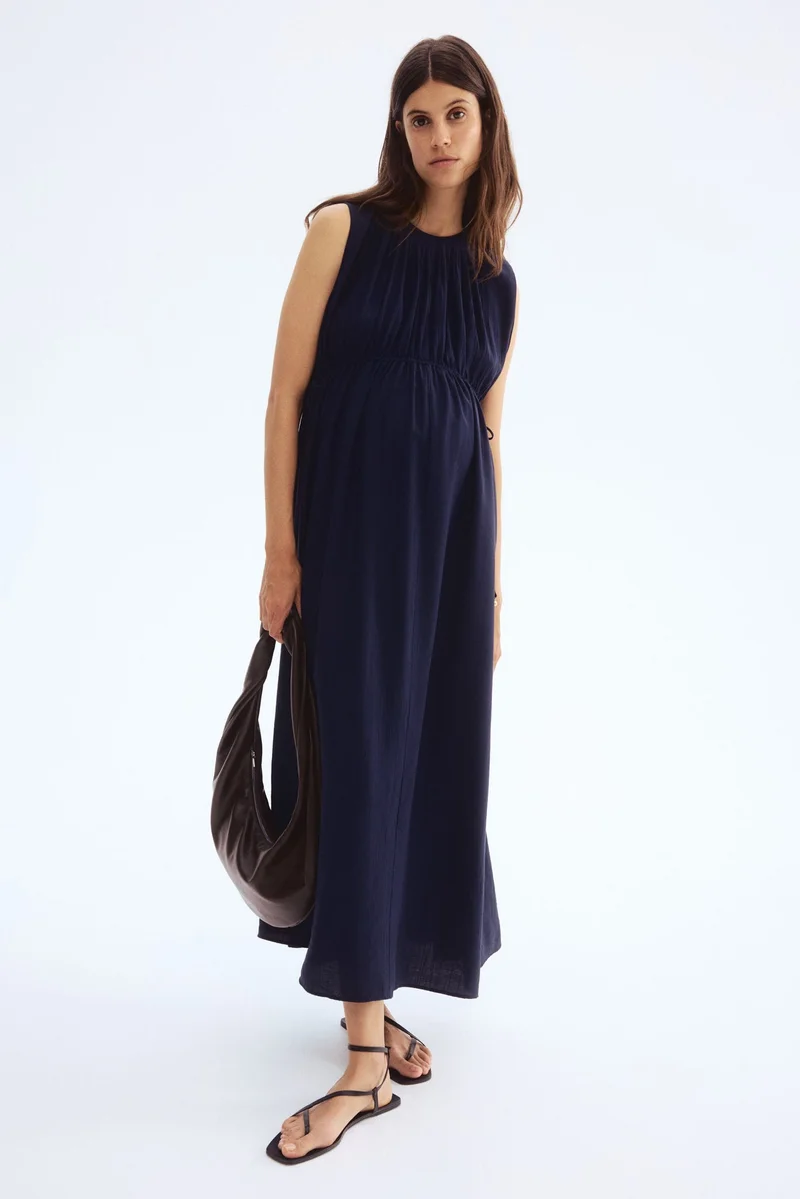 اتش اند ام فستان بتفاصيل رباط من تشكيلة ماما