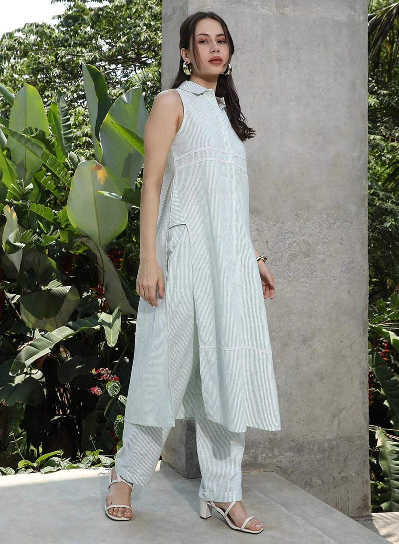 Qissa  Women's Kelly Green & Cream White Pinstriped Kurta Set For Casual Wear | Spread Collar | Sleeveless | 2 Piece Kurta Set Designed With Comfort Fit For Everyday Ethnic Wear for Women | Best Price UAE