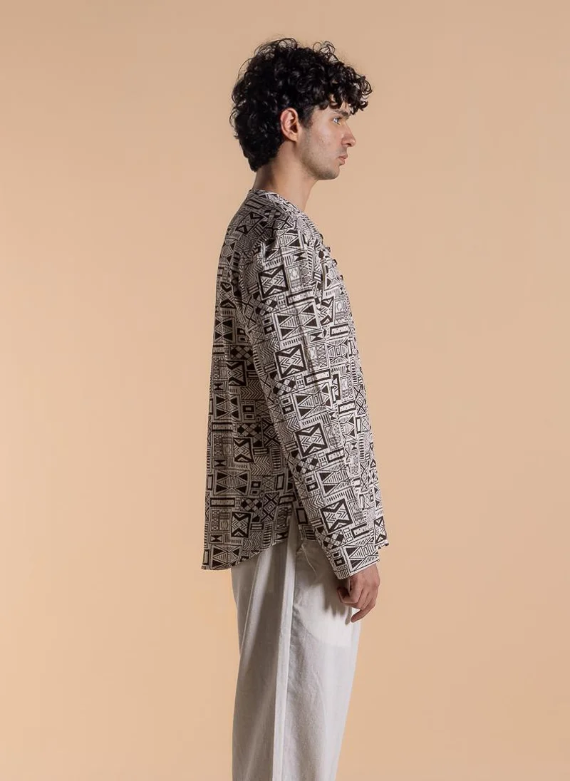 SHAPES DETAILED PRINTED SHIRT