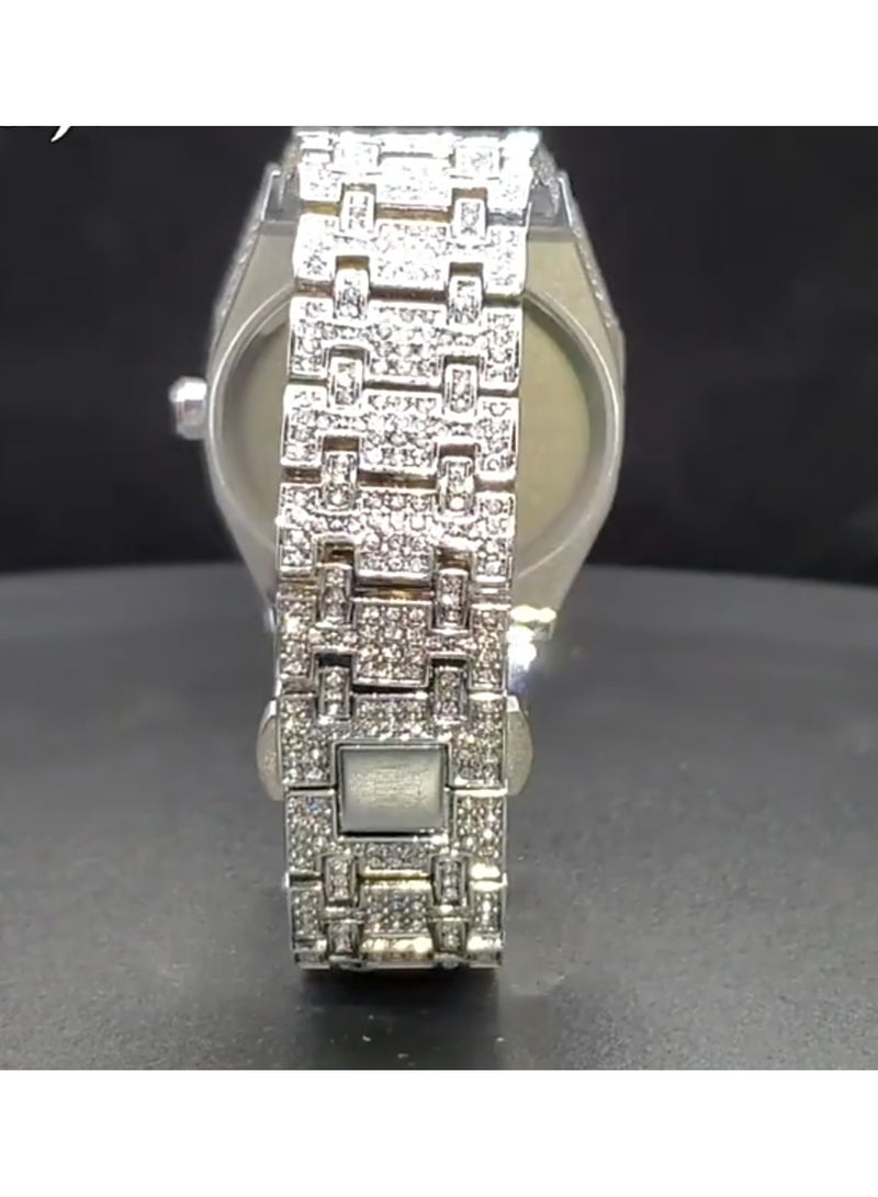 MISS FOX Men's Fully Diamond-Studded Watch Large Dial Stylish and Bold Arabic Numerals Waterproof Calendar Mineral Reinforced Glass Mirror Luxury Men's Accessory - Image 3
