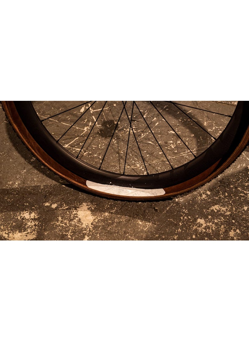 SILCA SILCA Ultimate Tubeless Tire Sealant W/FIBERFOAM | Long Lasting, Fast Sealing Bike Tire Sealant | Tubeless Sealant - MTB, Road, Gravel Bicycle Tires | Tire Sealant Bicycle (32oz Sealant with Carbon)  - Image 4