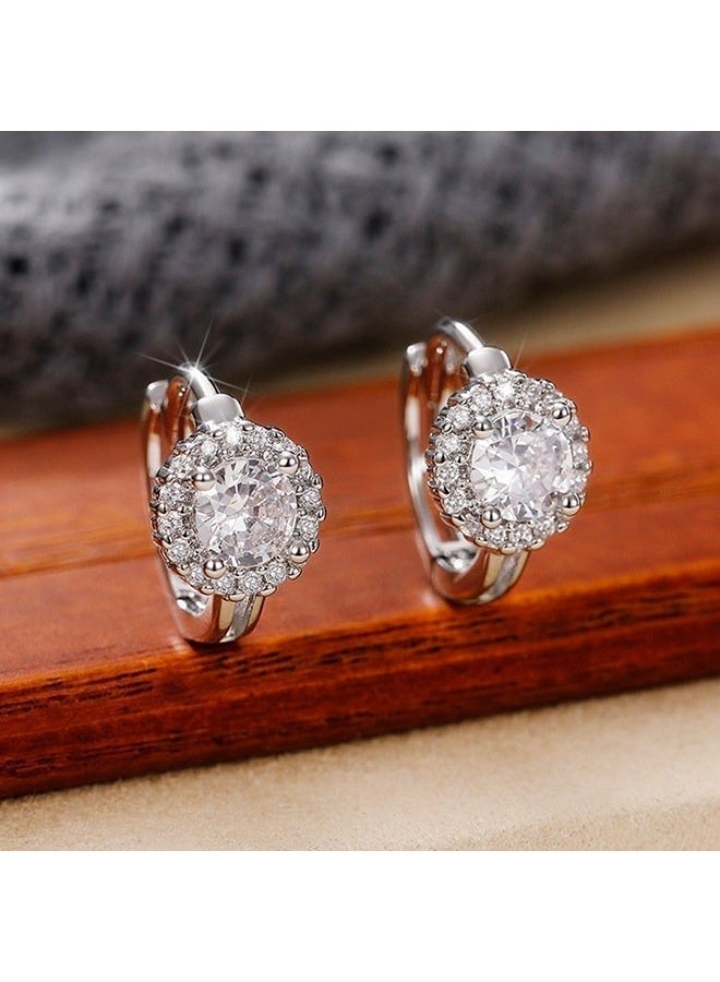 Luxuria Small hoop earrings decorated with a central stone surrounded by a halo of small stones, "Hage Halo Earrings". - Image 3