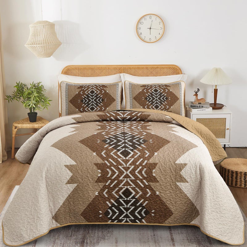 Dintszyayue Boho Queen Size Quilt Set,3 Pieces Aztec Texture Bedding Coverlet Set Brown Bedspread Coverlet Set Soft Microfiber Bed Cover Bohemian Lightweight Bedding Set for All Season(Brown,90"x96") - Image 1