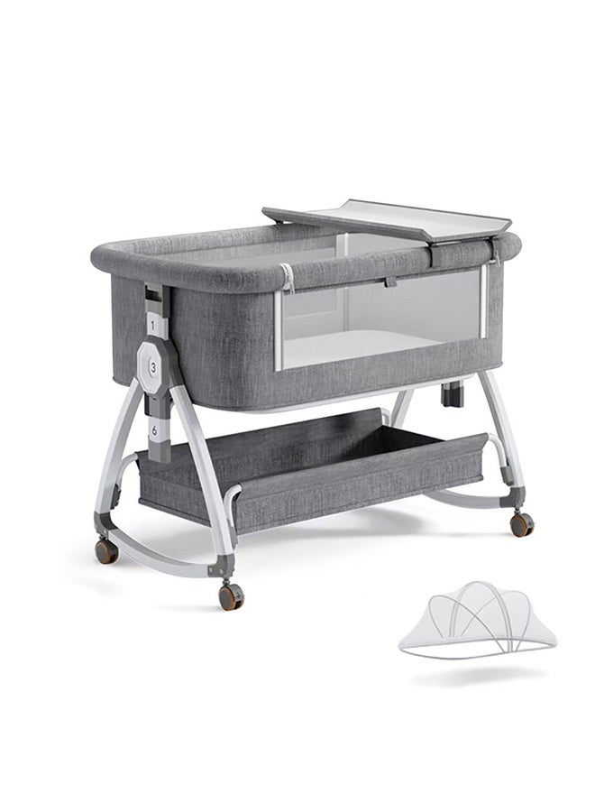 والالا سرير أطفال، سرير أطفال بجانب السرير، سرير أطفال محمول 4 في 1 مع عجلات وناموسية ومرتبة وسلة تخزين، سرير أطفال مع محطة تغيير، سرير أطفال هزاز قابل للتعديل بـ 6 ارتفاعات للمولود الجديد (رمادي أبيض) - Image 1