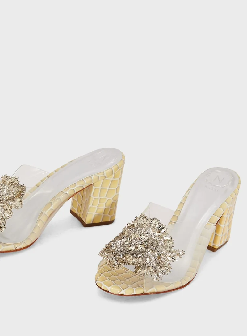 Nicoli Creek Mid Heel Sandals