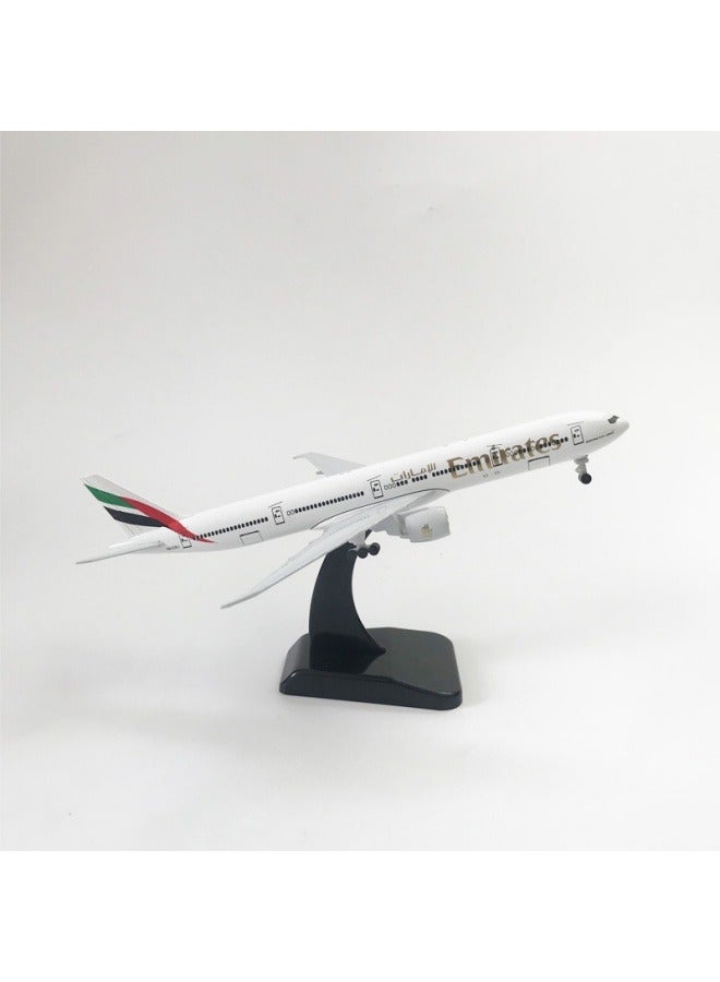 20cm Alloy Aircraft Tabletop Display Model 1:200 Scale UAE Boeing 777 Aircraft Model Ornament Toy Decoration Collection Gifts - Image 1