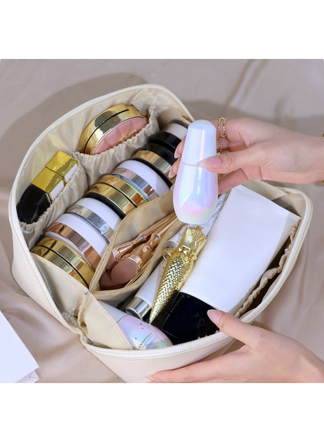 حقيبة مكياج كبيرة السعة للسفر للنساء – حقيبة تجميل مقاومة للماء من جلد PU مع مقبض وفواصل قابلة للتعديل – حقيبة أدوات تجميل محمولة لفرش المكياج والعناية بالبشرة - Image 3