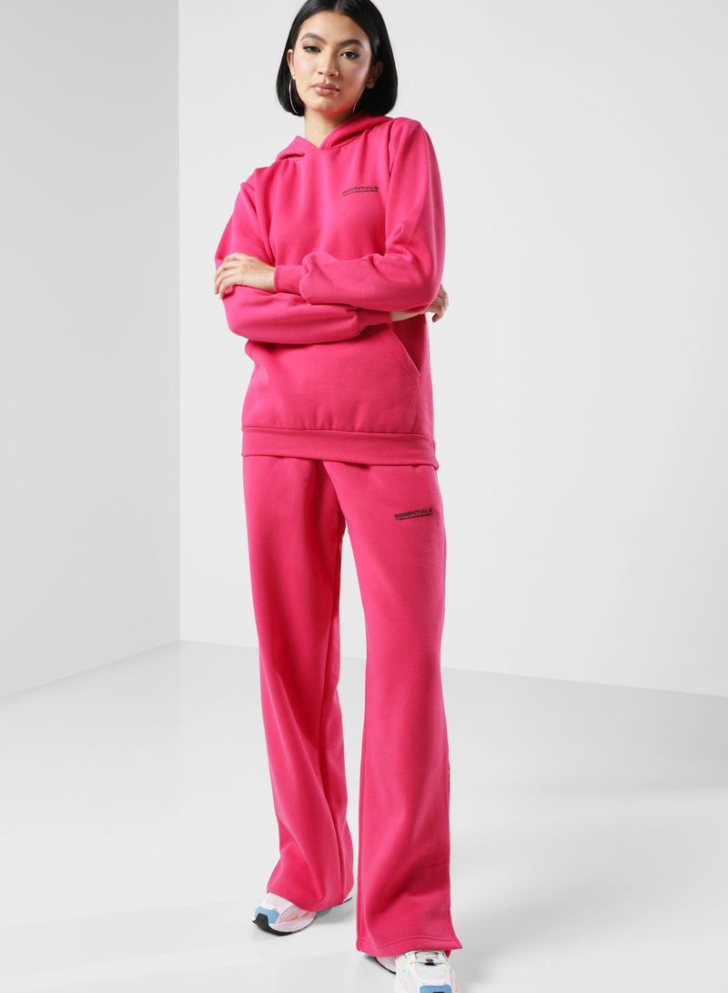 ذا جيفينج موفمنت بنطال رياضي بقصة ارجل واسعة - Image 1