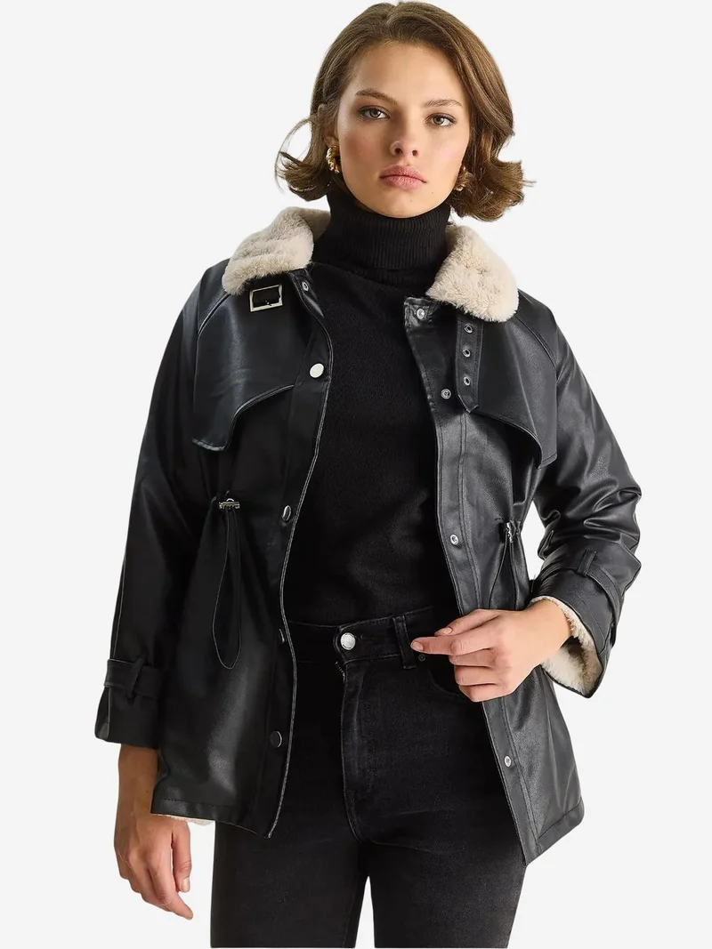 بيانكو لوتشي جاكيت جلد صناعي من لوكسي بتفاصيل فرو صناعي