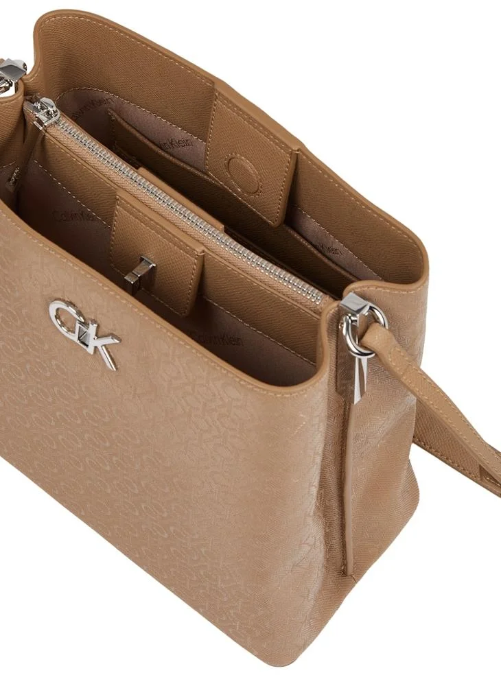 CALVIN KLEIN Must Small Bucket Crossbody